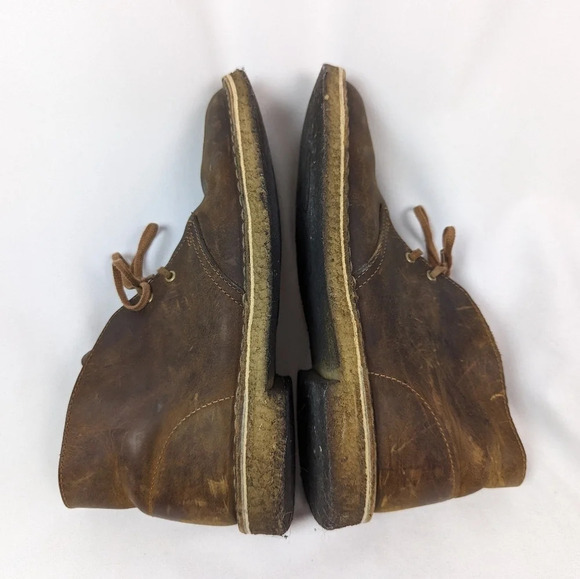Clarks 8 Originals Desert Chukka Boots Brown Leather Beeswax Lace Up Dress Shoes main image 12